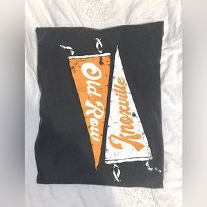 Old Row Knoxville short sleeve shirt!!